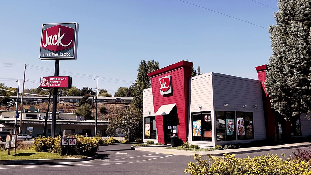 Fast-food chain closing up to 200 'underperforming' locations