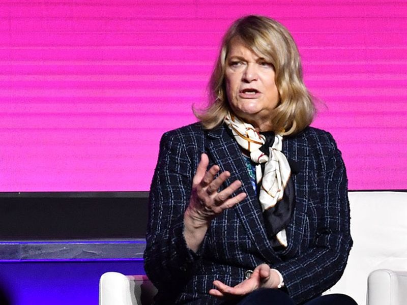 U.S. Lawmakers Lummis, Hill Urge DOJ Decision on Charging Binance, Tether for Aiding Hamas