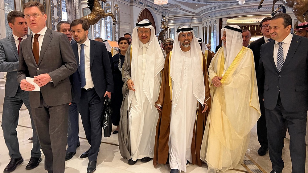 OPEC agrees to keep oil production cut, likely maintaining high prices through November election