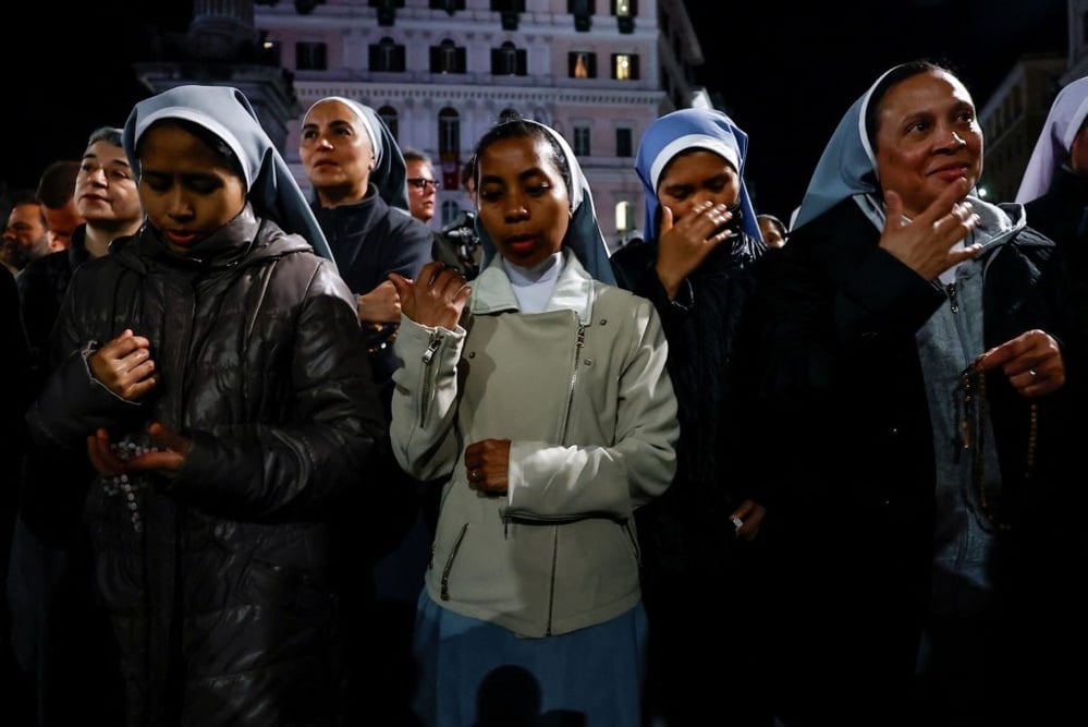 Pope Francis' funeral brings world leaders and faithful together