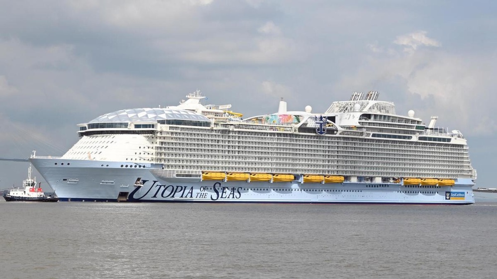 Royal Caribbean passenger sounds alarm on growing cruiser problem