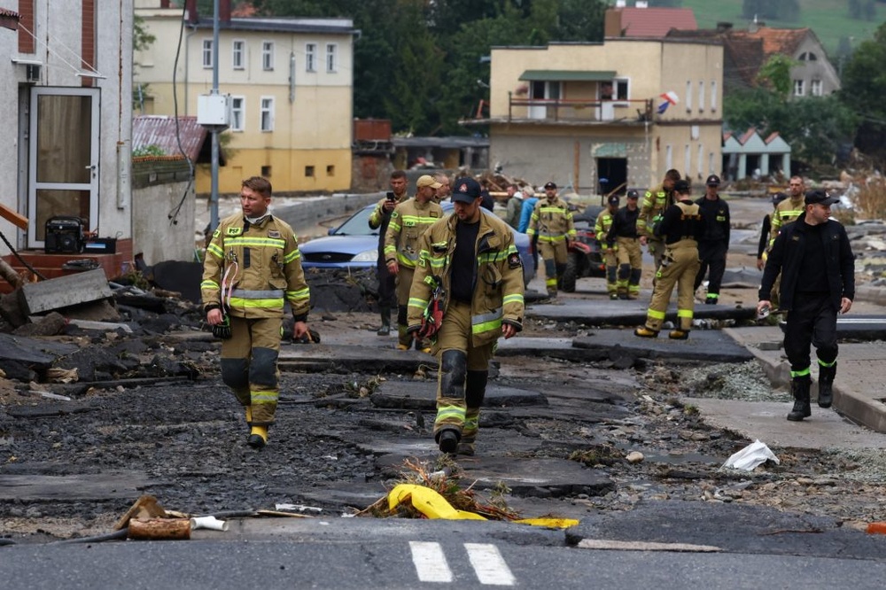 News Wrap: At least 16 dead amid catastrophic flooding in Central Europe