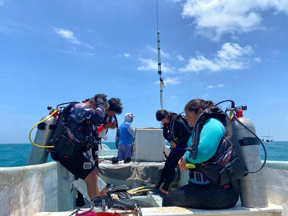 How Mexico's Fishing Refuges Are Fighting Back Against Poaching