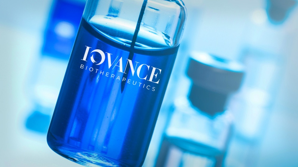 Iovance plunges as FDA halts lung-cancer-drug trial after patient death