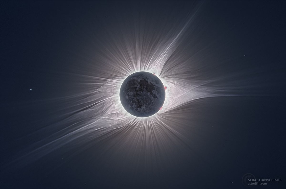 Stunning Photograph Shows 2024 Solar Eclipse?