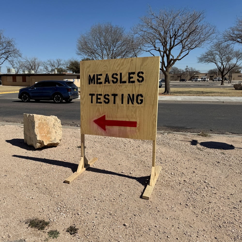 Texas measles outbreak leads to first U.S. death since 2015