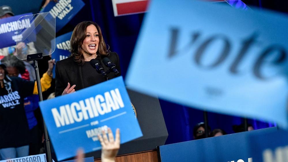 The Improbable Coalition That Is Harris's Best Hope