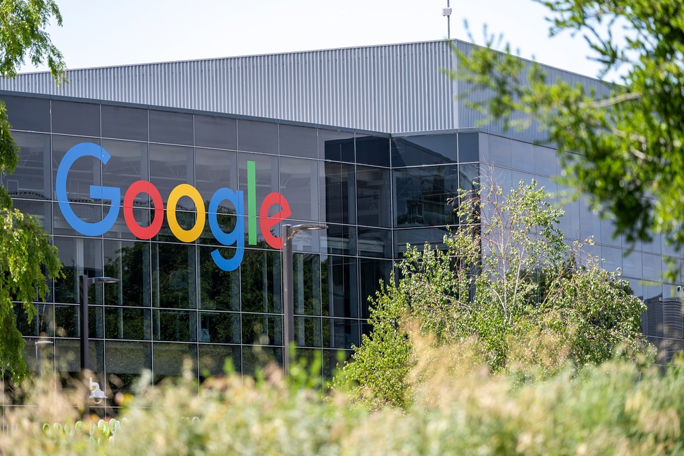 New partnership helps banks flag fraud on Google