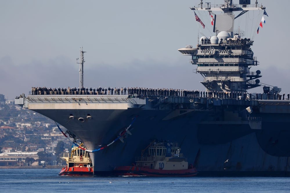Source: https://www.snopes.com/news/2026/08/14/uss-abraham-lincoln-sailors-overboard/
