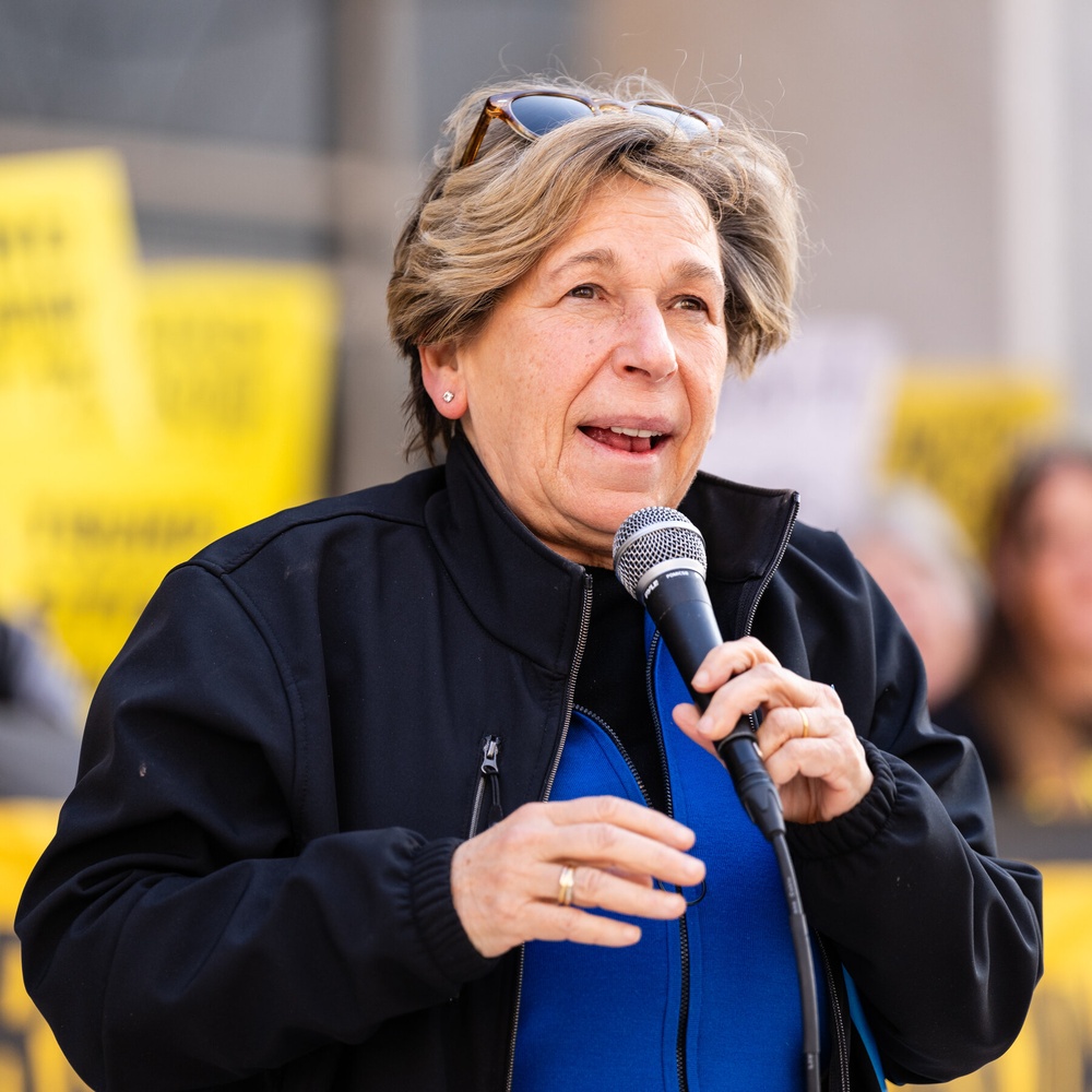 Randi Weingarten Quits D.N.C. Post in Dispute With Chairman