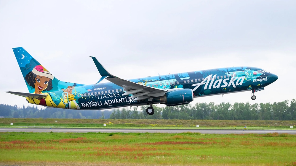 Alaska Airlines unveils new Disney-themed aircraft