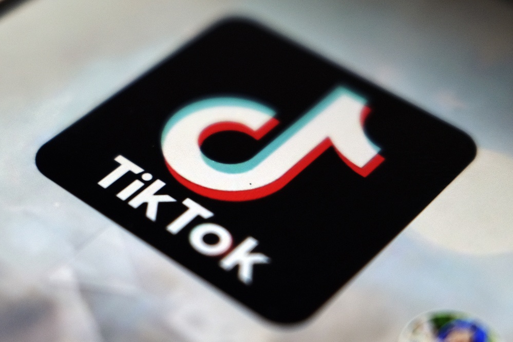 TikTok opens a $6 million fund to pay creators of popular AR effects