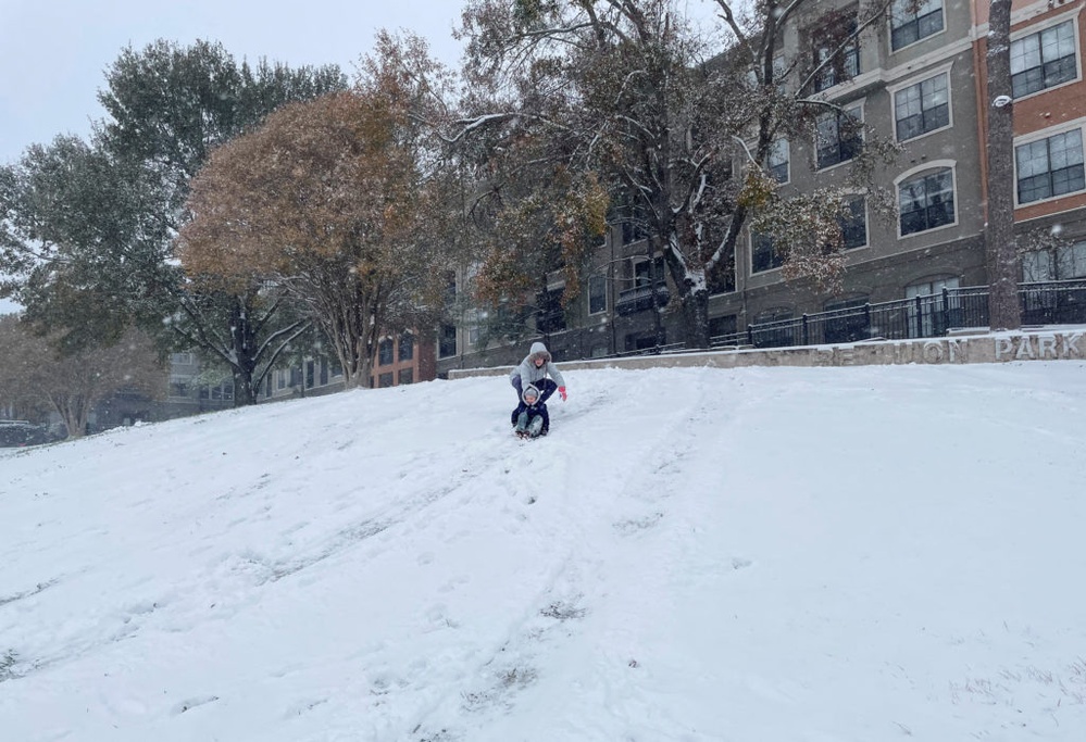 Rare winter storm brings heavy snow, sleet and ice to Texas and northern Gulf Coast