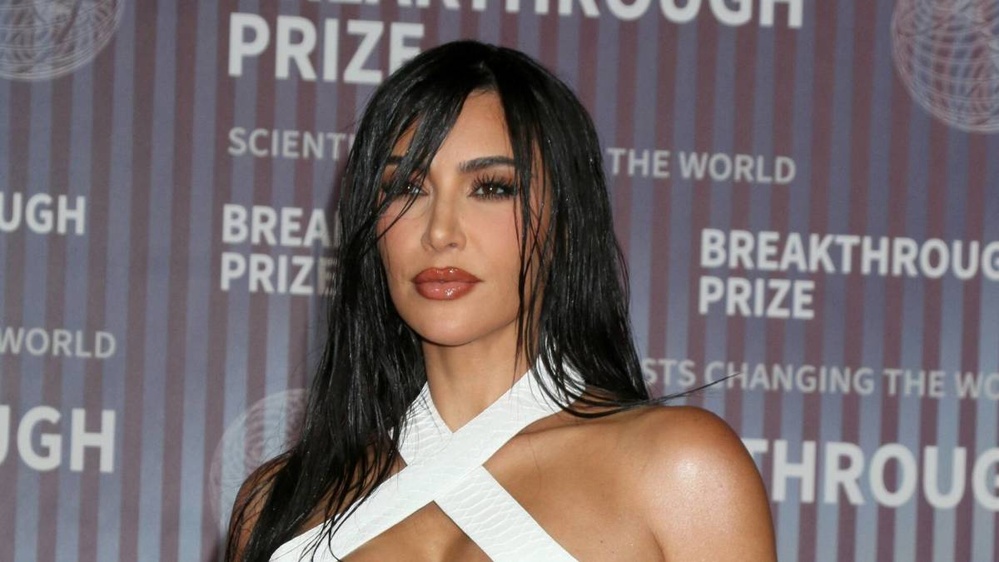 Kourtney Kardashian spills sister Kim's secret to business success