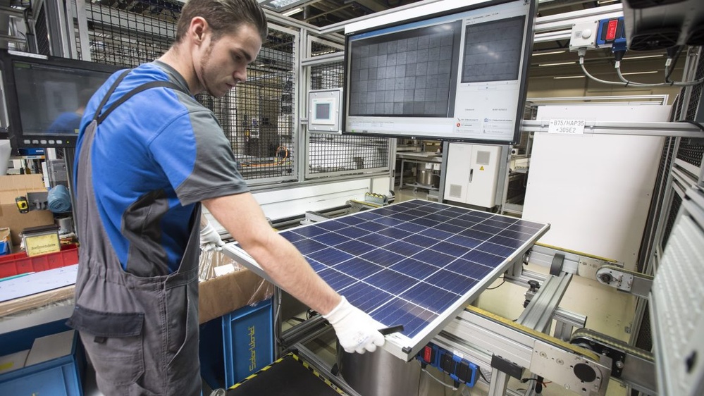 14 reasons why Trump's tariffs won't bring manufacturing back
