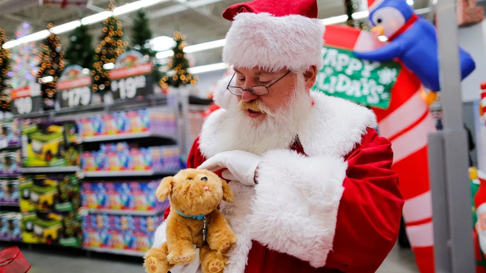 Why Walmart and other retailers slashed their Christmas imports