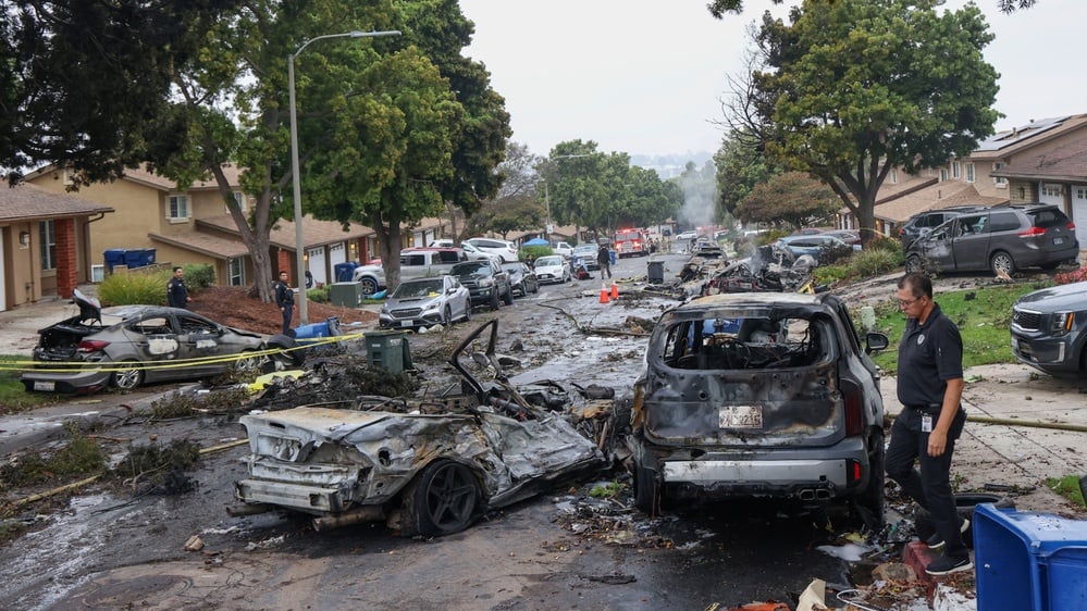 Plane crash in San Diego resulted in six fatalities, including music figures.