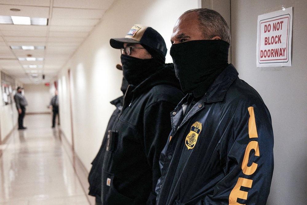 Trump threatened to send ICE to airports amid a DHS shutdown