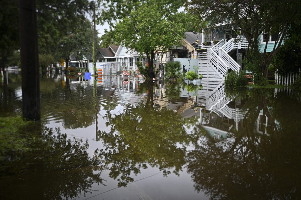 Tropical Storm Debby makes 2nd landfall in South Carolina, heavy rain expected up the East Coast