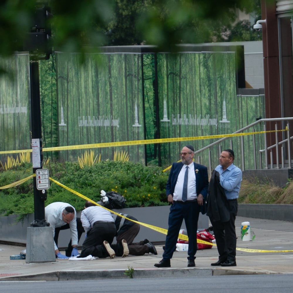 Shooting highlights tensions and growing antisemitism in Israeli-Palestinian conflict context.