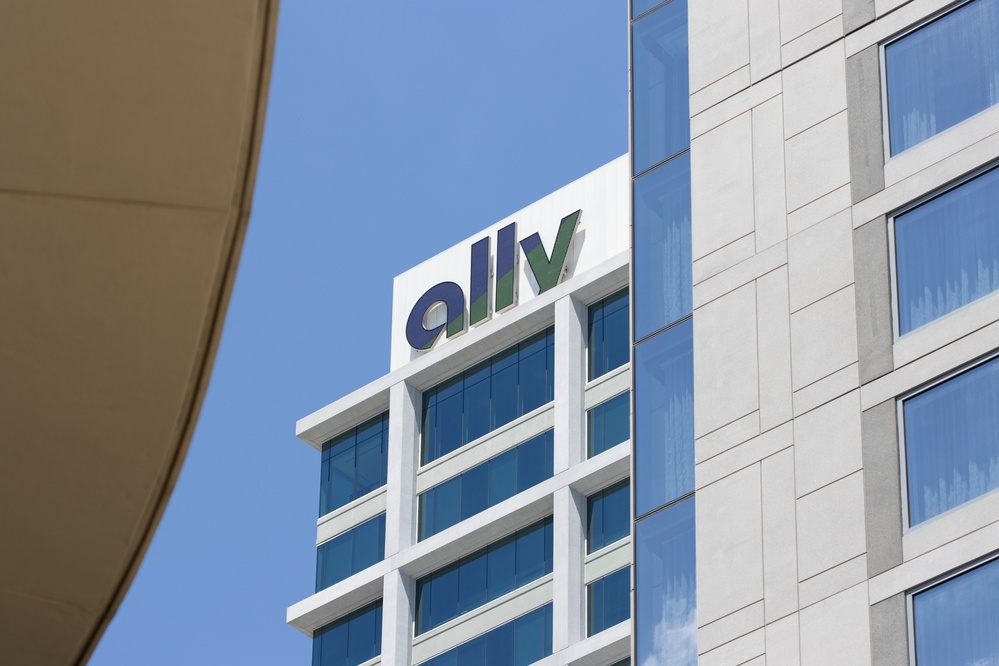 Ally's new CEO starts reassembling its team of top executives