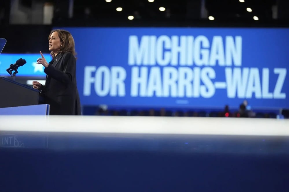 Trump leads Arab American voters due to dissatisfaction with Harris.