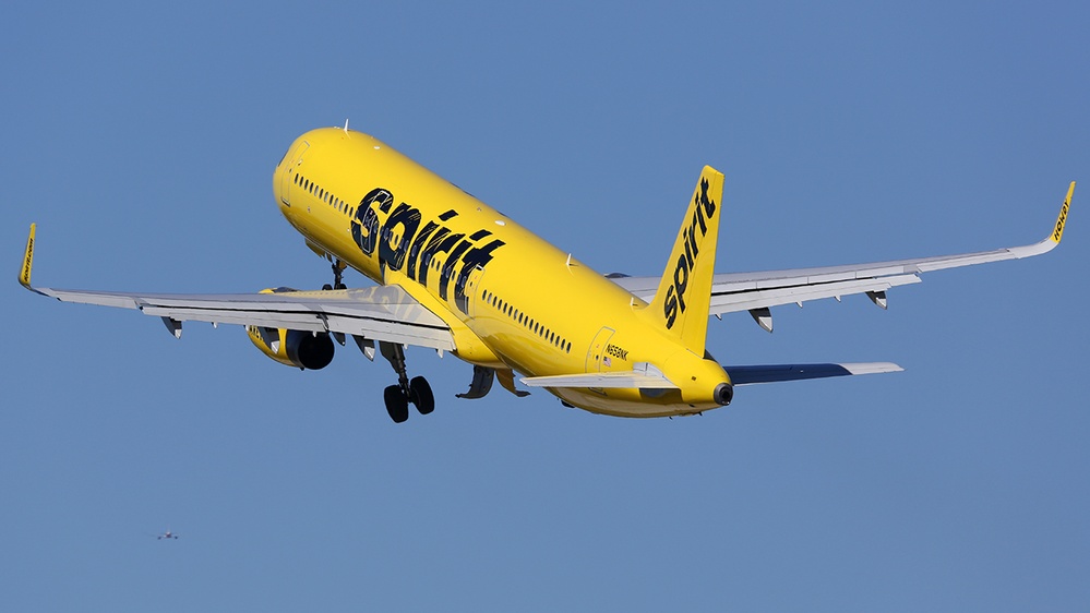 Spirit Airlines stock plummets on report of potential bankruptcy filing