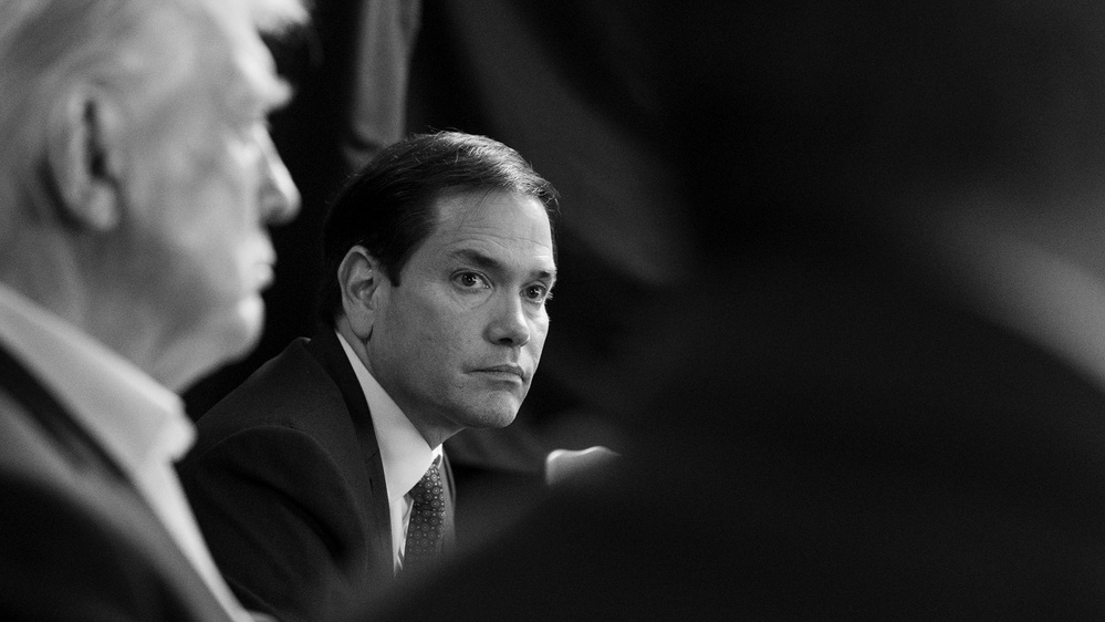 U.S. forces captured Nicolás Maduro; Washington is moving to control Venezuelan oil