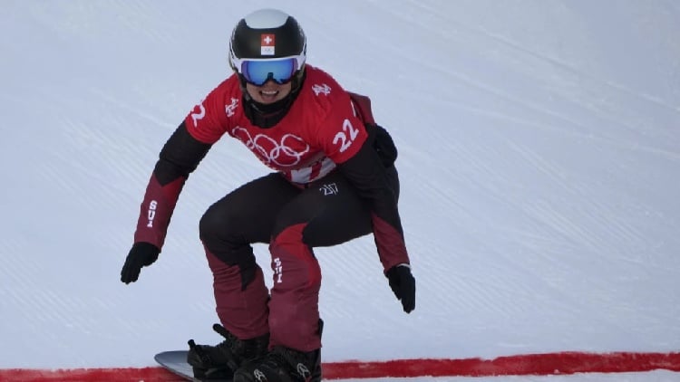 Olympic snowboarder Sophie Hediger dies in avalanche