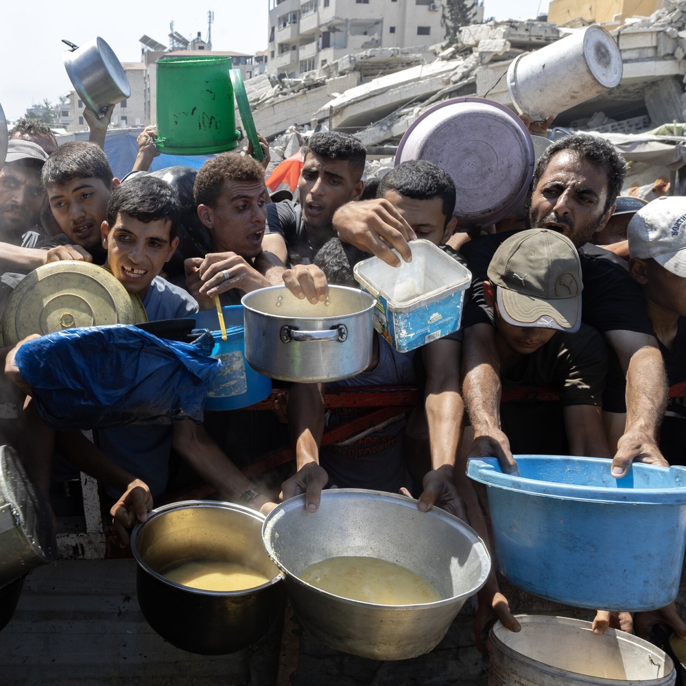 Humanitarian crisis unfolds in Gaza amid international diplomatic efforts
