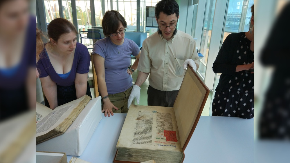 'Hairy books' bound by medieval monks are covered in sealskin, study finds