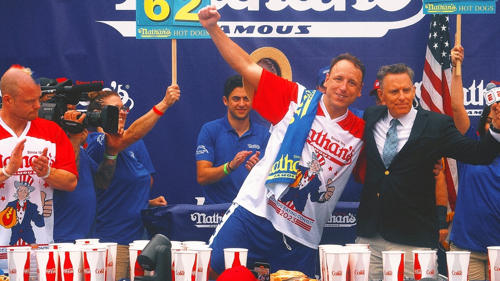 Joey Chestnut nearly tops Nathan's winner in half the time at separate event