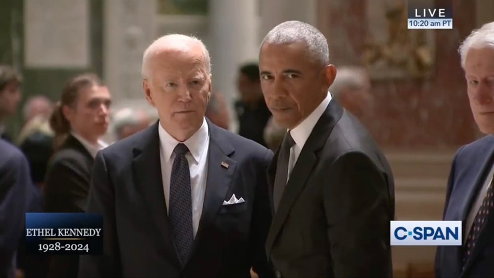 Biden and Obama discussed Harris's leadership at a memorial service.