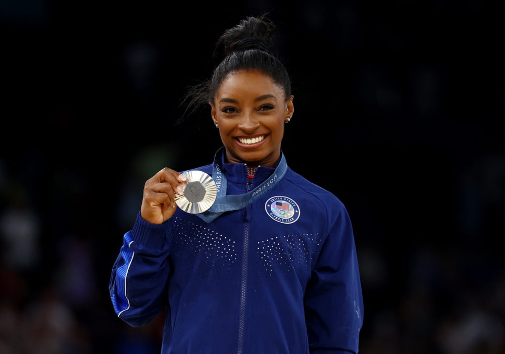 Simone Biles finishes Olympic return with silver medals on beam and floor exercise