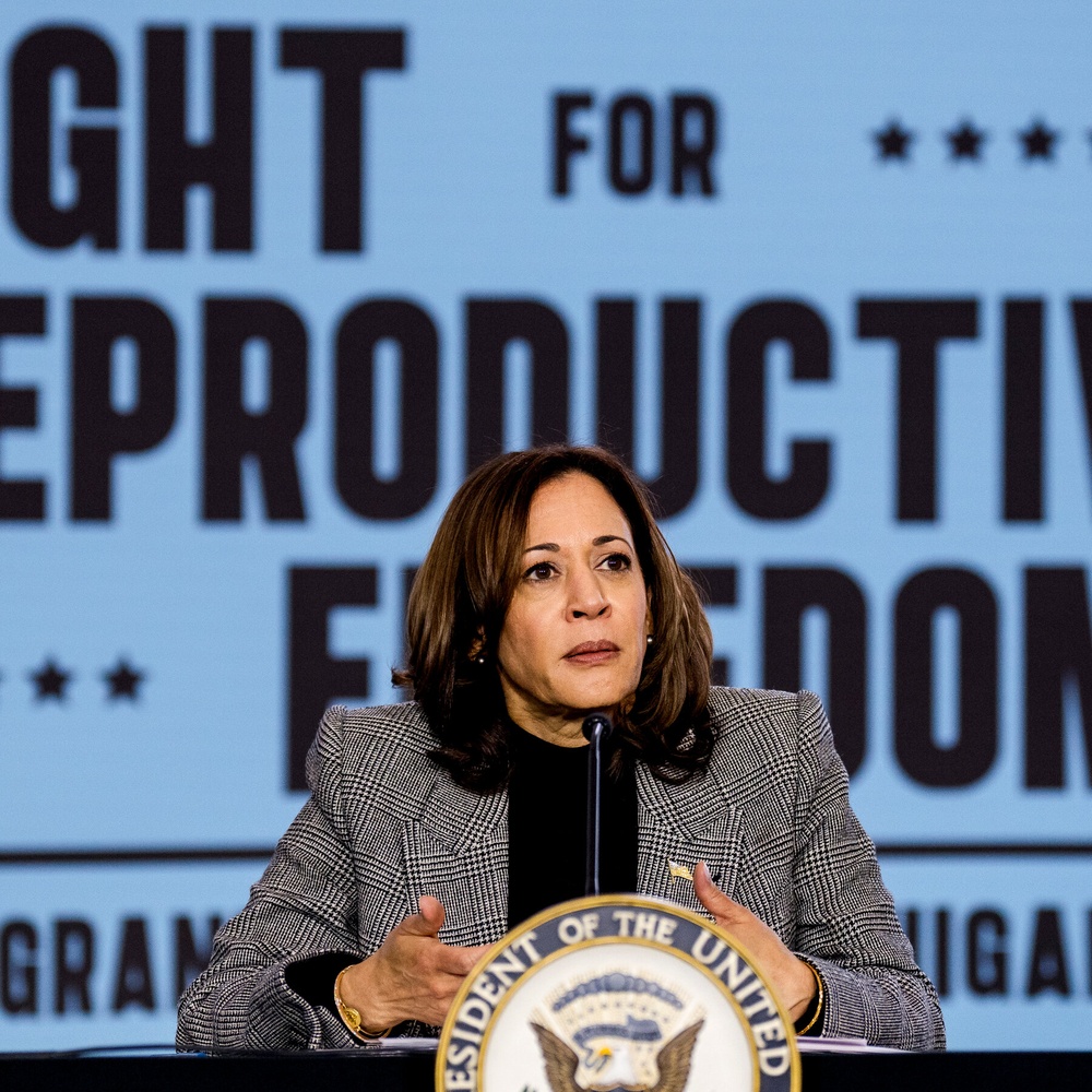 Kamala Harris Visits Abortion Clinic, in Historic First