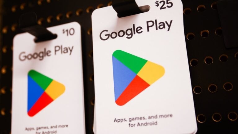 Judge orders Google to distribute third-party app stores on Google Play