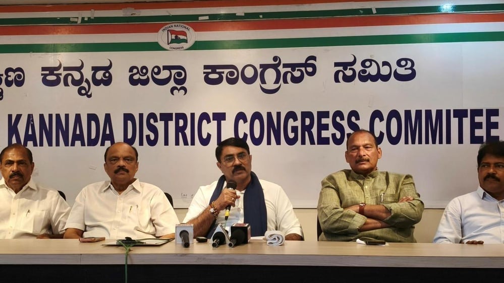 Nationwide Congress protests demand CEC Gyanesh Kumar's resignation amid claims two election commissioners objected to SIR electoral roll decisions