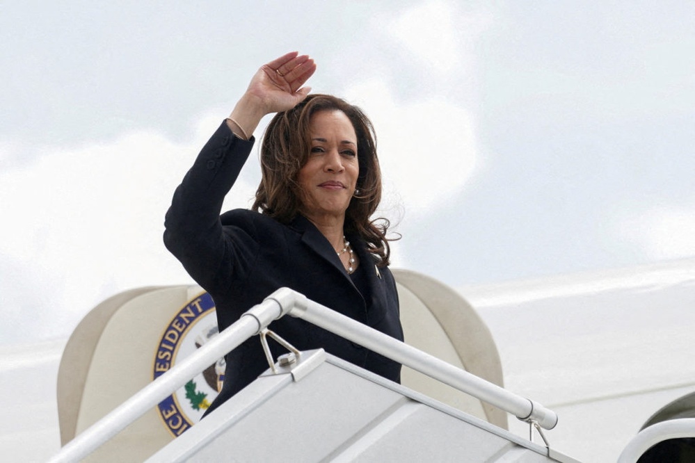 Kamala Harris poised to officially become Democratic nominee after roll call vote