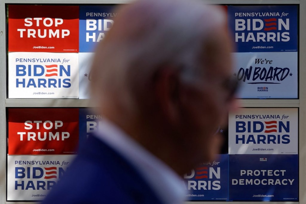 Biden faces calls to step down amid debate missteps and polling struggles.