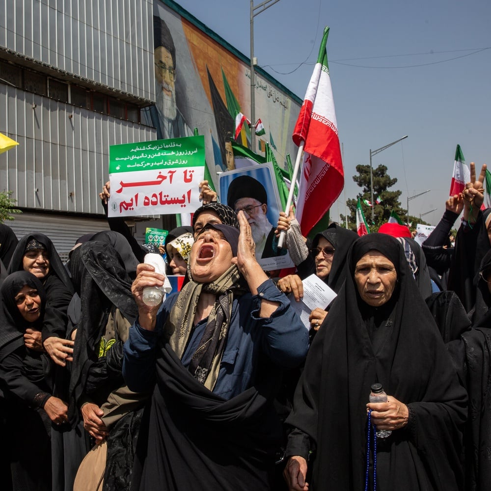 U.S. conducts airstrikes on Iranian nuclear sites, escalates tensions.
