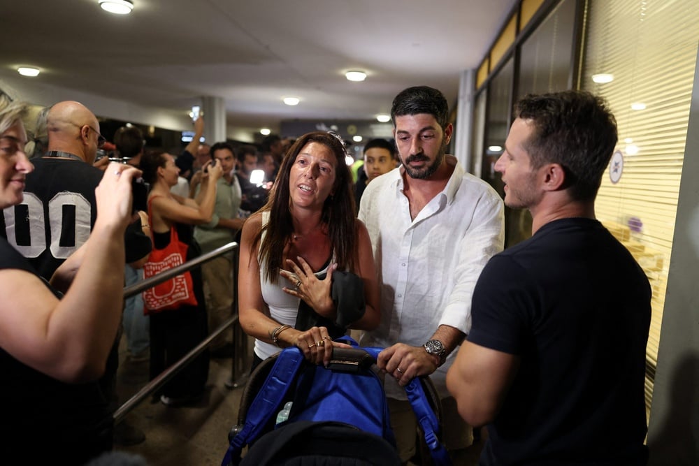Israel says flydubai's Omani co-pilot stabbed the pilot in a jihadist-motivated crash attempt, halting flydubai's Israel routes and triggering new pilot-vetting rules