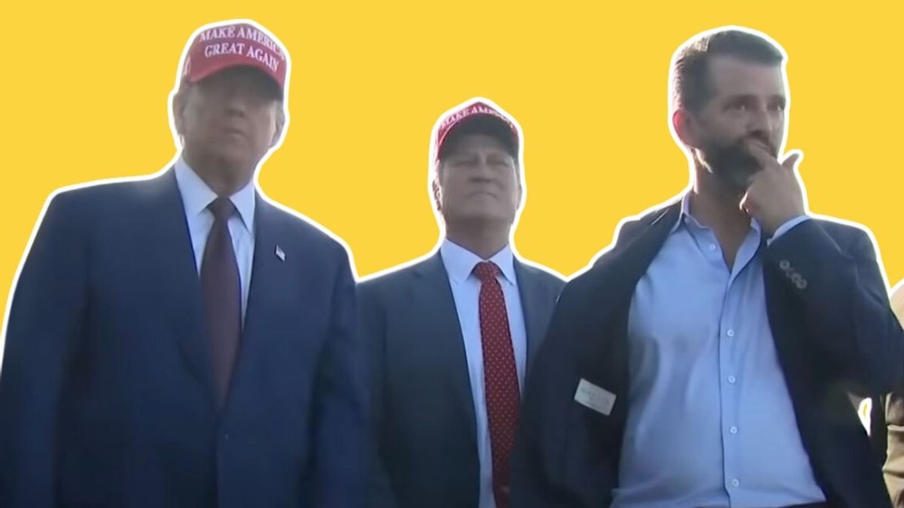 Did Donald Trump Jr. Do Coke While Standing Next to President-Elect Trump?