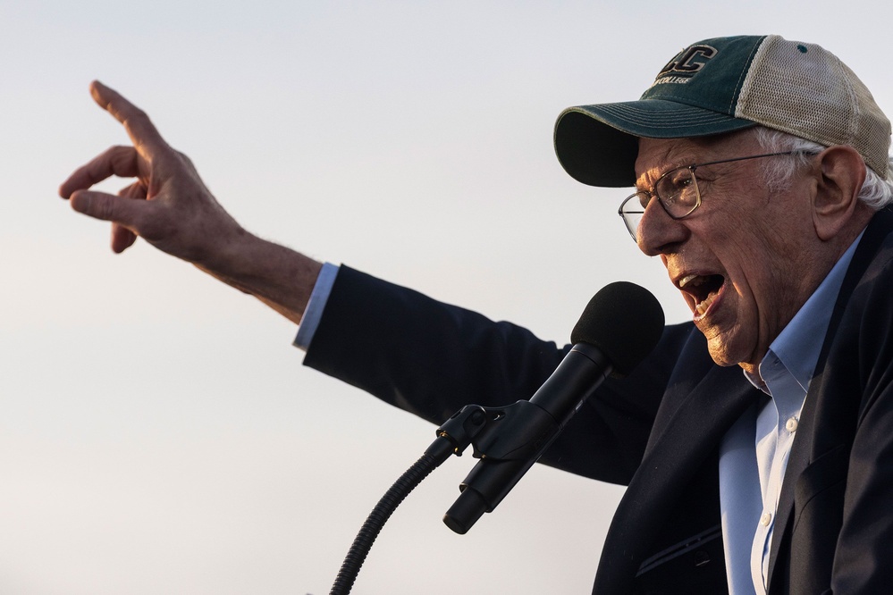 Bernie Sanders Makes Ultimate Phan Appearance in New Yorker Phish Profile