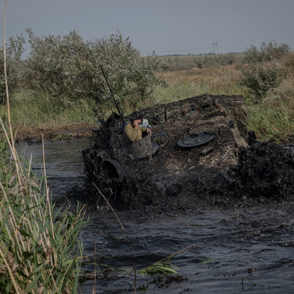 Ukrainian Forces Block Russian Advance on a Key Eastern Town