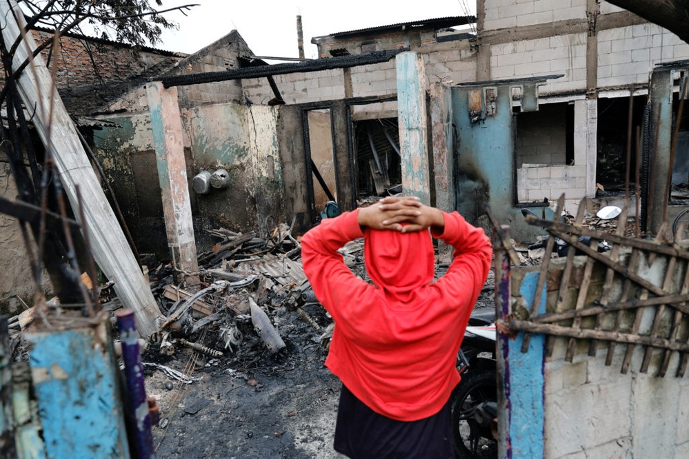 Indonesia fuel depot fire kills Balanced News