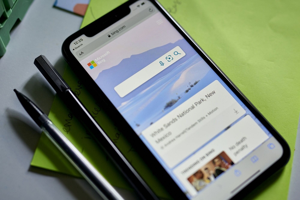 Microsoft Considered Investing Billions In Apple To Compete With Google Search
