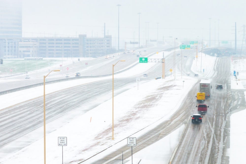 Schools close, flights canceled across parts of the South as winter storm sweeps through