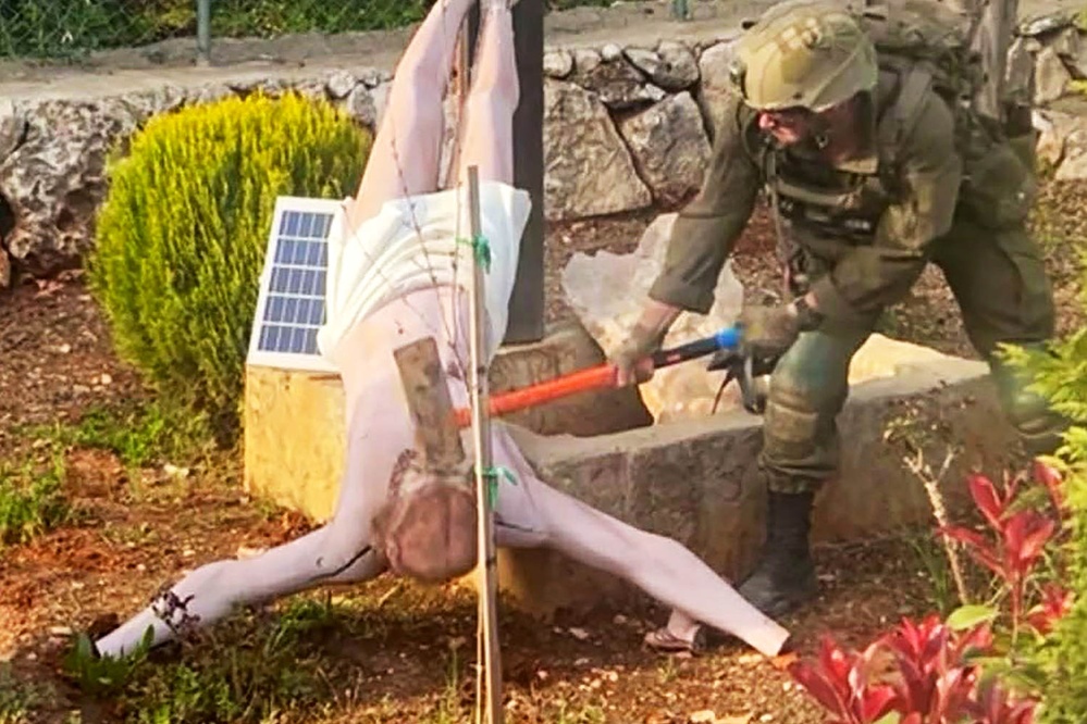 IDF soldier damages Jesus statue in Lebanon; Netanyahu condemns