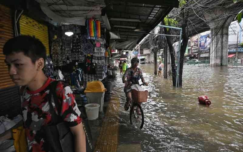 Bangkok floodwaters recede as Thailand's death toll hits 23 and Cabinet approves THB165 billion canal plus THB4B flood relief