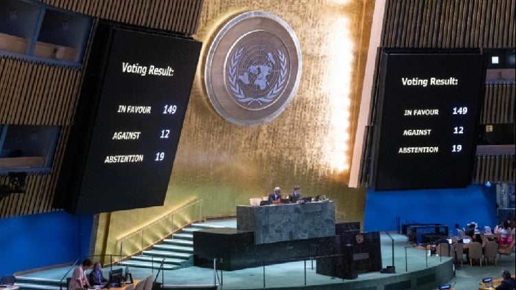 UN demands Gaza ceasefire and humanitarian aid amid ongoing conflict.